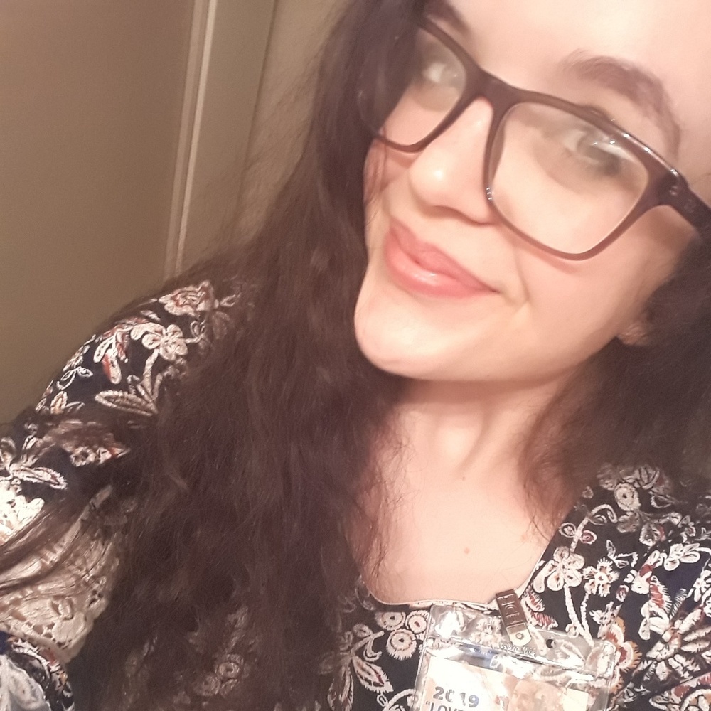 Meet your Posher, Savannah